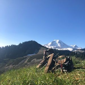 Meet your Posher, Logan